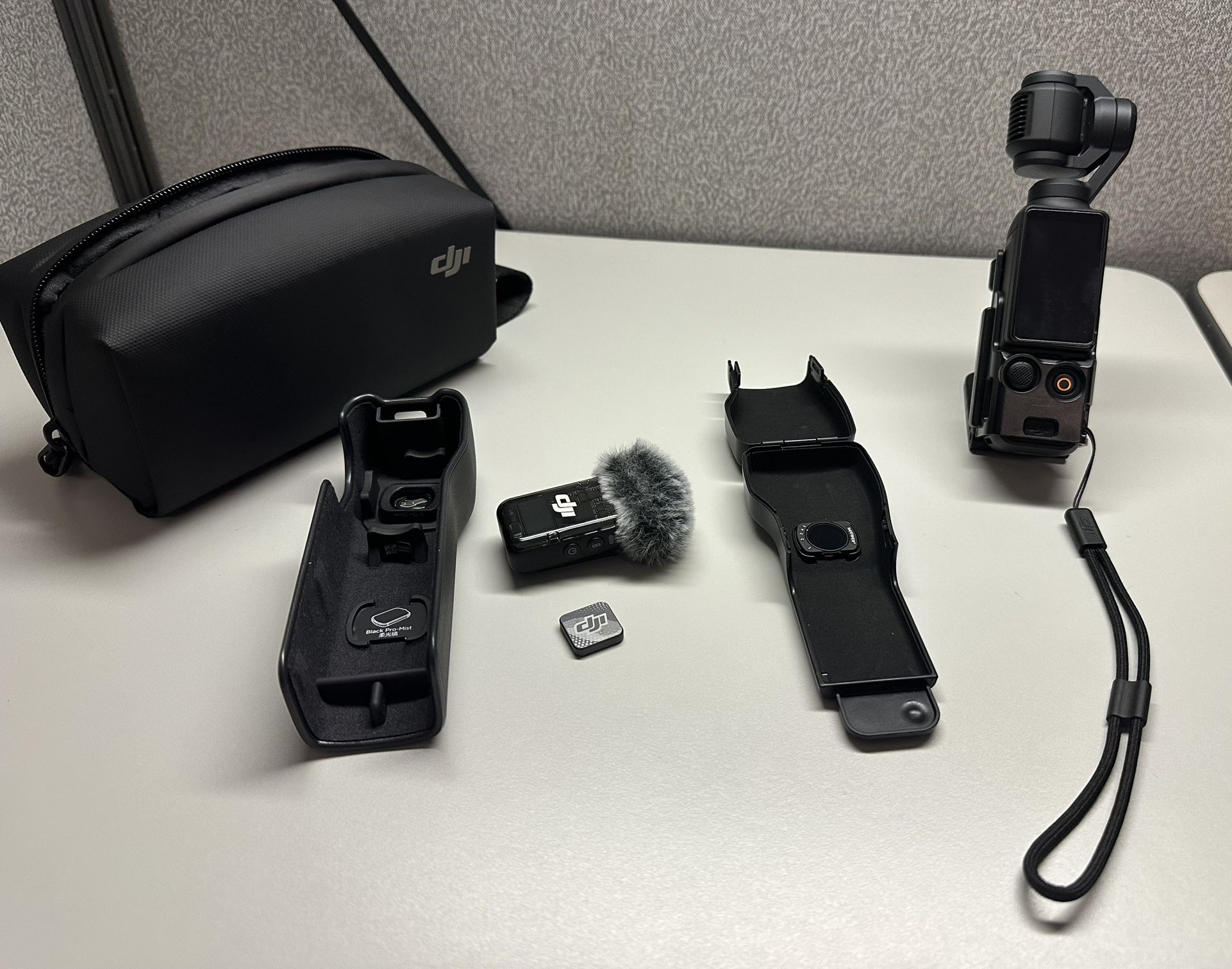 Osmo Pocket 3 Creator Combo With 512gb SD Card