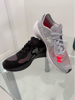 New Mismatch shoes size 10.5 As Is (1 Black And 1 White)