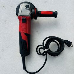Milwaukee 6117-33D 13 Amp 5 in. Small Angle Grinder with Dial Speed