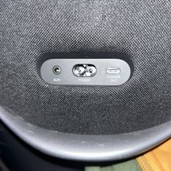 Harman/kardon Bluetooth studio 9 Speaker 