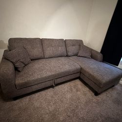 L shaped couch, CONVERTIBLE