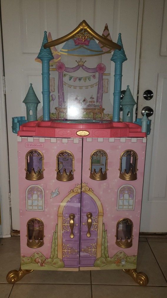 Kid Kraft Disney Princess Castle Doll House
