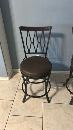 Swivel stool chairs