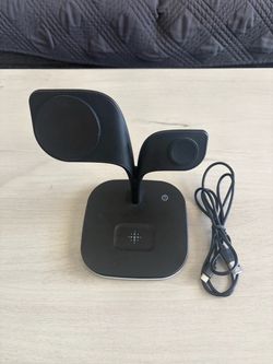 Apple 3 in 1 Wireless MagSafe Charger