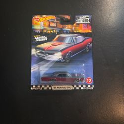 Hot Wheels Premium.    66 Pontiac GTO