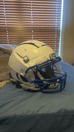 Schutt F7 2.0 size medium adult