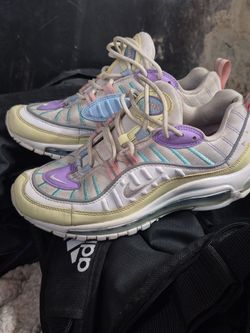 Easter air max size 8