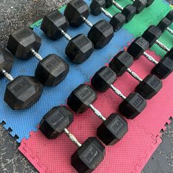 Dumbbell Pairs Of 20lbs To 90lbs 