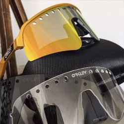 New Oakleys  Box, Pouch Cloth All Included