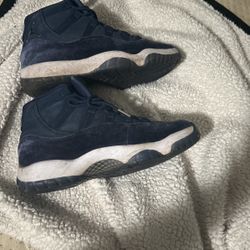 Jordan 11 Midnight Navy Size 8.0 Mens 