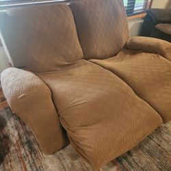 FREE COUCH