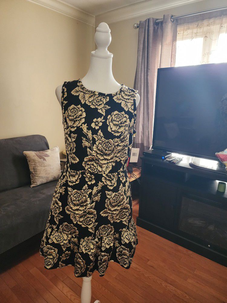 Brand new dress 