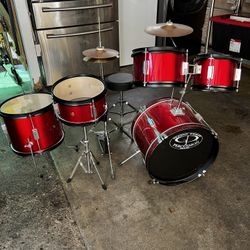 Kids Drum Set  Good Condition