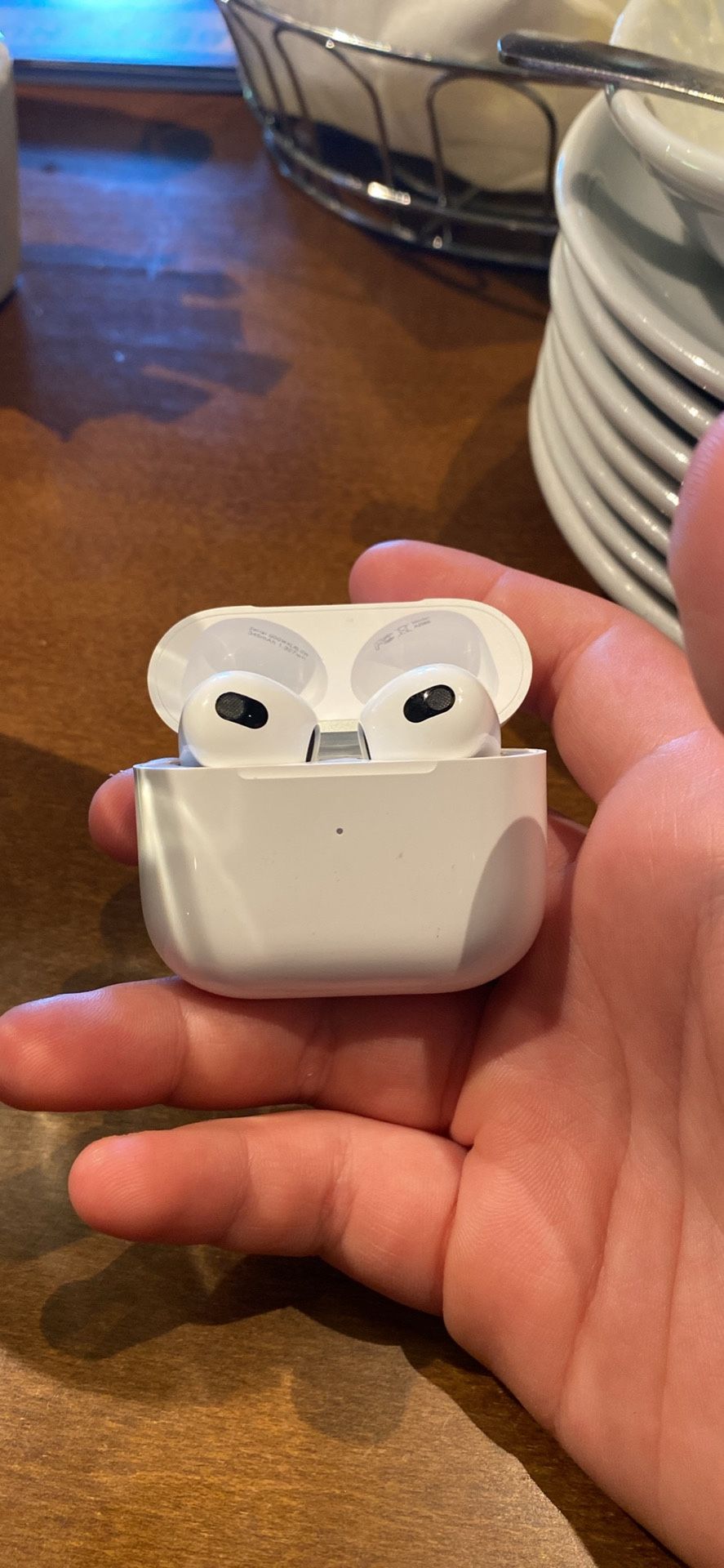 AirPod Gen 3
