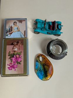 Vintage Collectibles Lot of 4