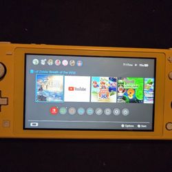 Nintendo Switch Lite Yellow