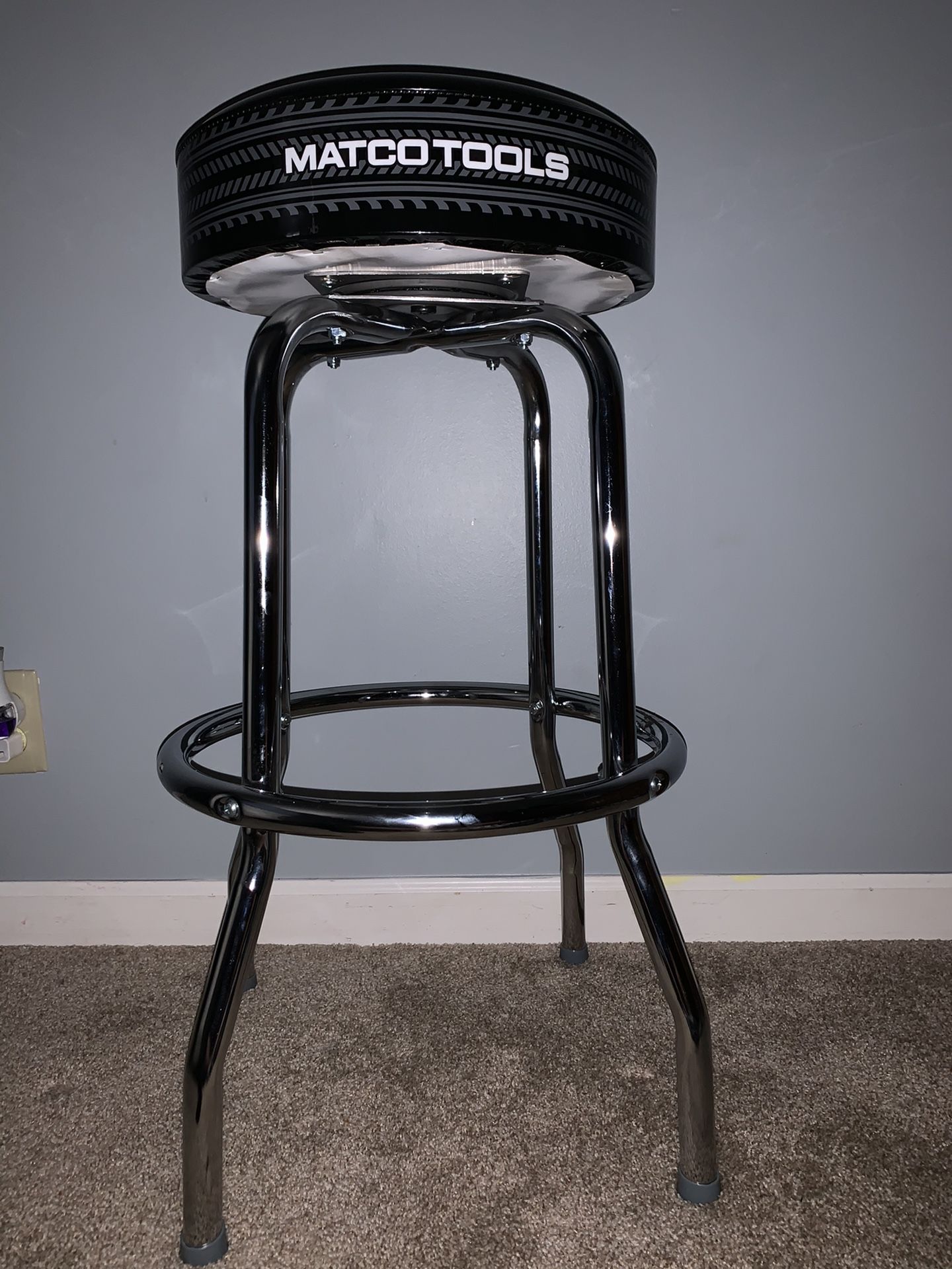 Barstool