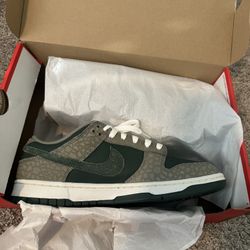 Nike Dunk Low 