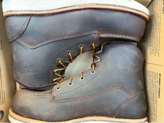 Red Wing 2440 Safety Toe Work Boot New Sz  10 D