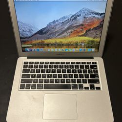 Apple MacBook Air 13” w/ Power Cord