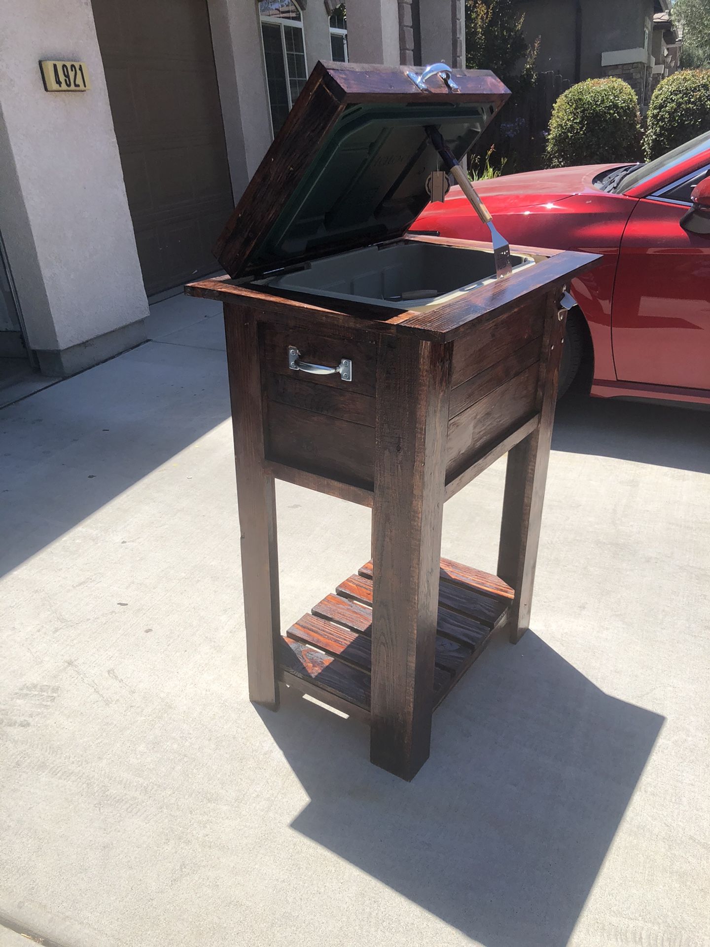 Costume Wood ice chest