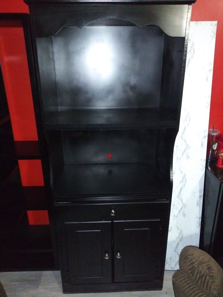 Black kitchen microwave cabinet 71 nd half in.(h)..28 nd half in.(w)..16in.(d)
