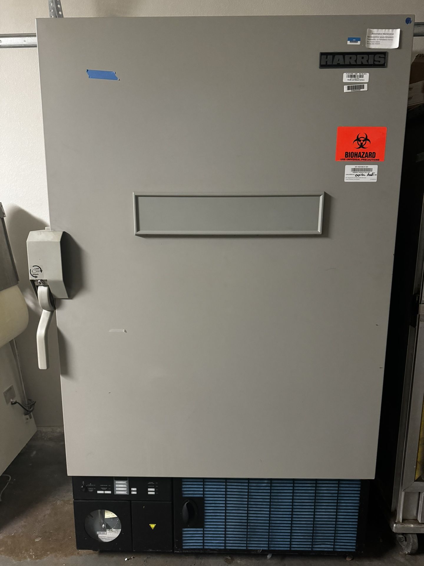 Thermo Scientific Harris SLT-25V-85A41 Lab Freezer