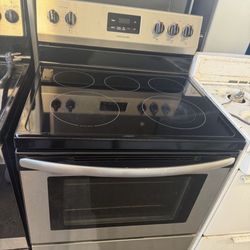 Frigidaire Electric Stove 