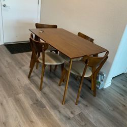 Kitchen Table With 4 Chairs