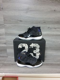 Nike Air Jordan 11 Retro black space jam 378037-003 Men's size 9.5