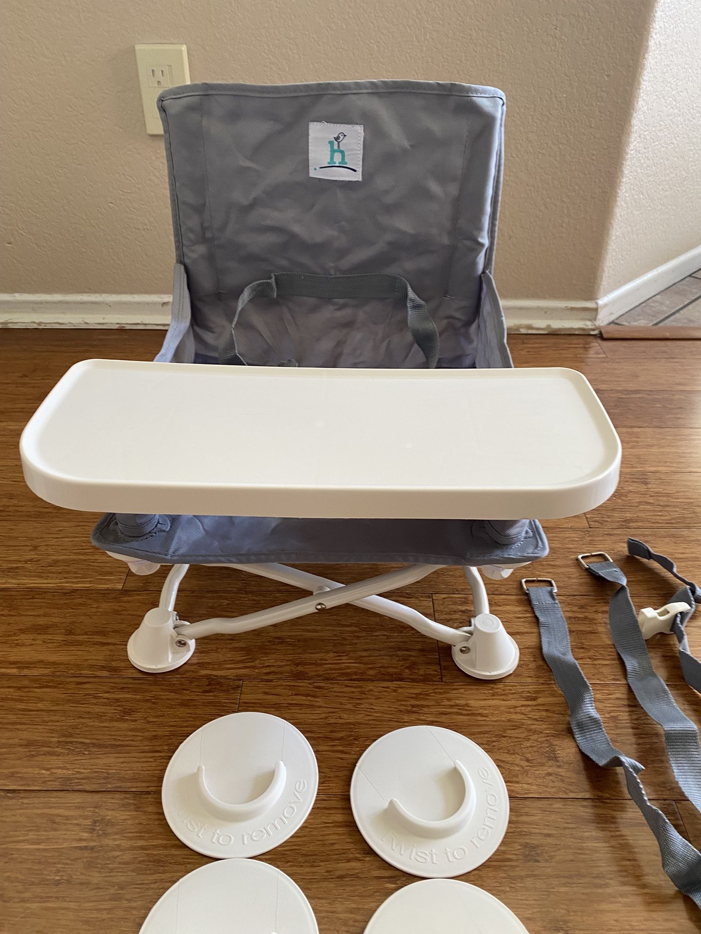 Hiccapop OmniBoost Folding Booster Chair