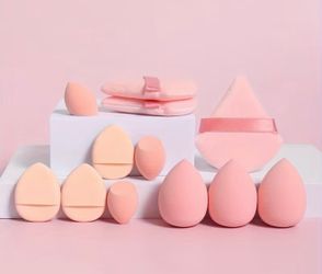 12 pcs Make-Up Sponge set (NEW)