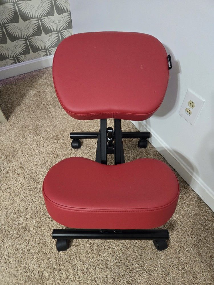 NEW Kneeling Chair RED 