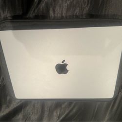 Late 2023 MacBook Pro