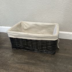Lined basket