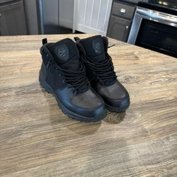 Acg Nike Boots $60