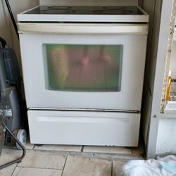 Whirlpool Accubake Electric Oven
