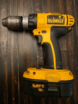 DeWalt 18V Compact Hammer Drill