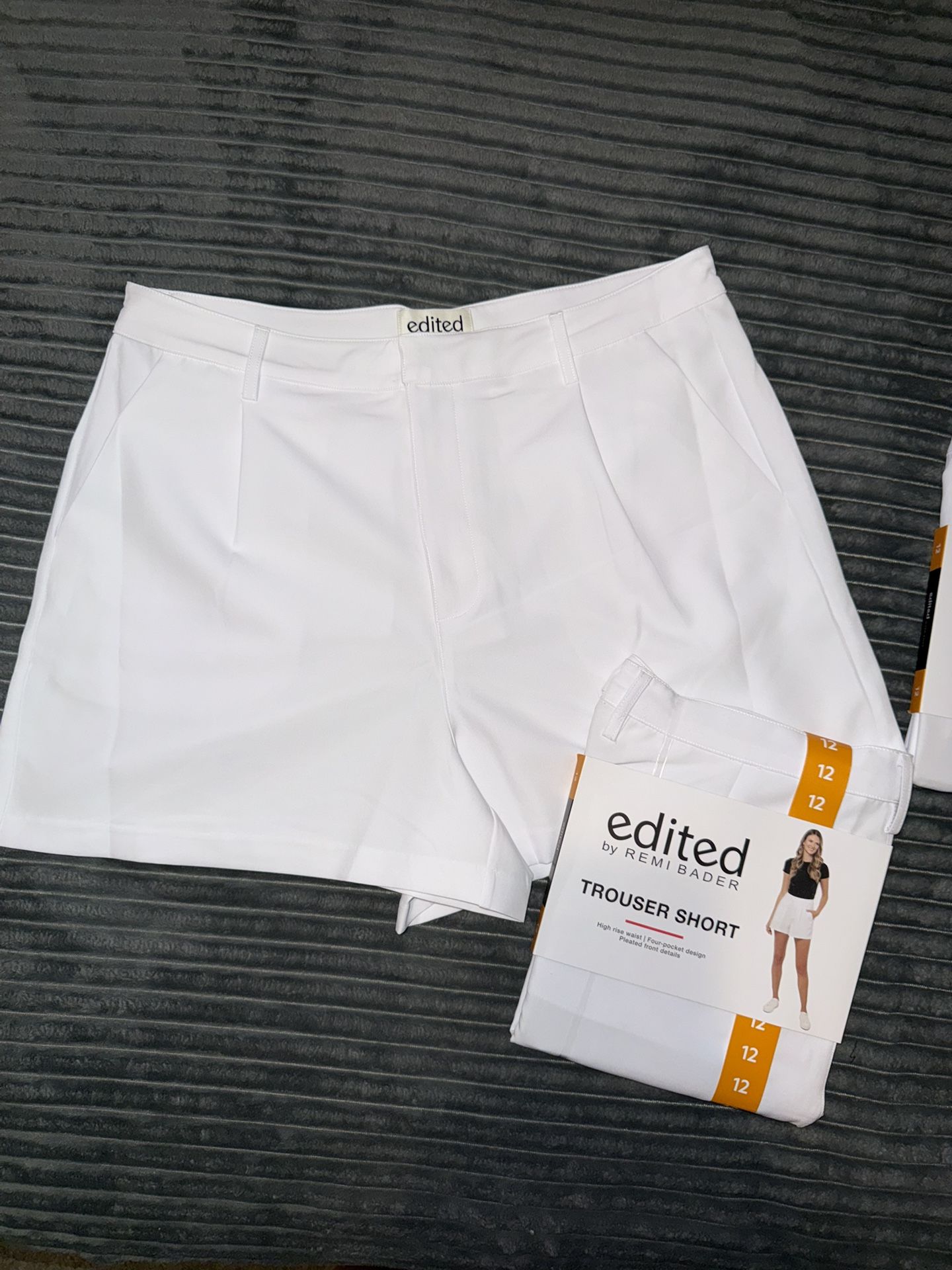 Edited White Trouser Short Size 12