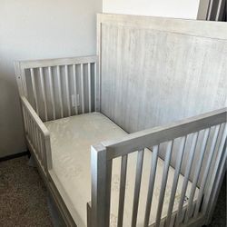  4 in 1 convertible crib 
