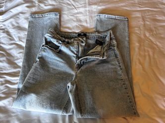 Lot of 10 pairs of women’s jeans sizes 26/2-28/6