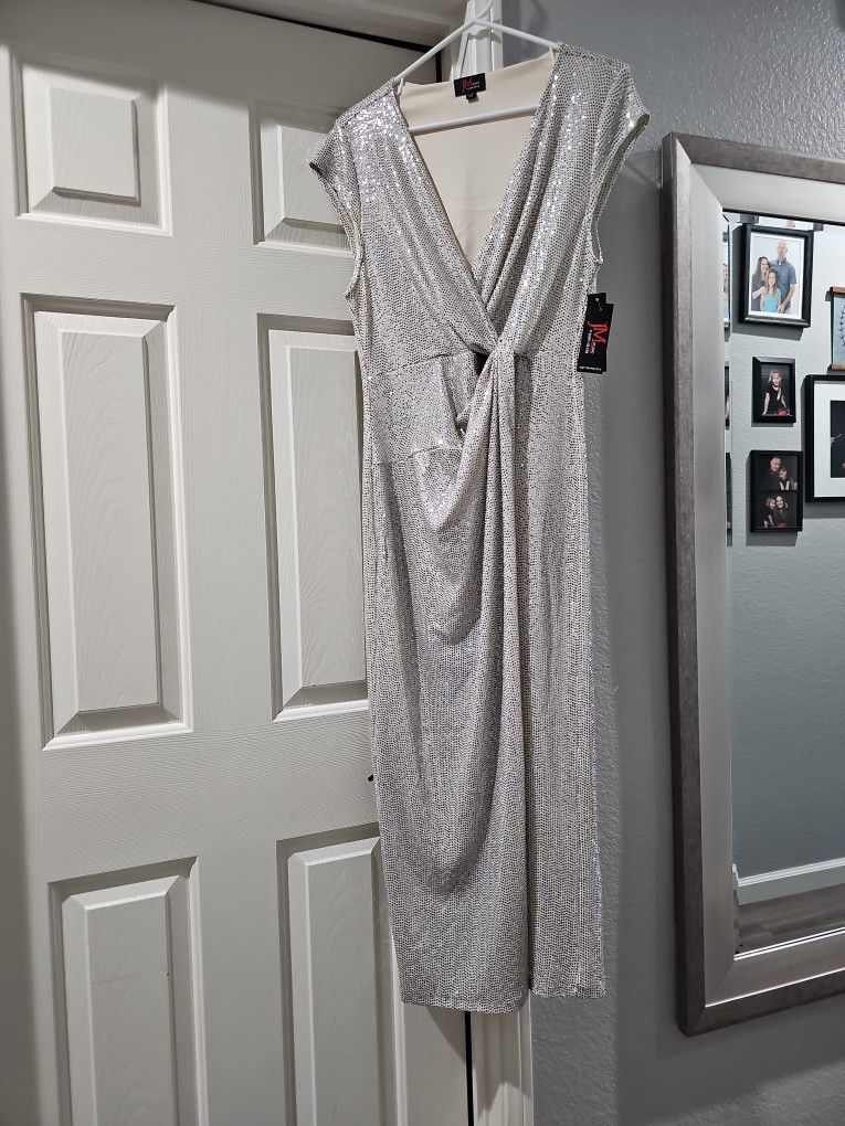John Meyer Dress: Size 10P, Never Worn, Tags on