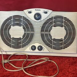 Holmes Window Fan Reversible Air Flow 24”x12”