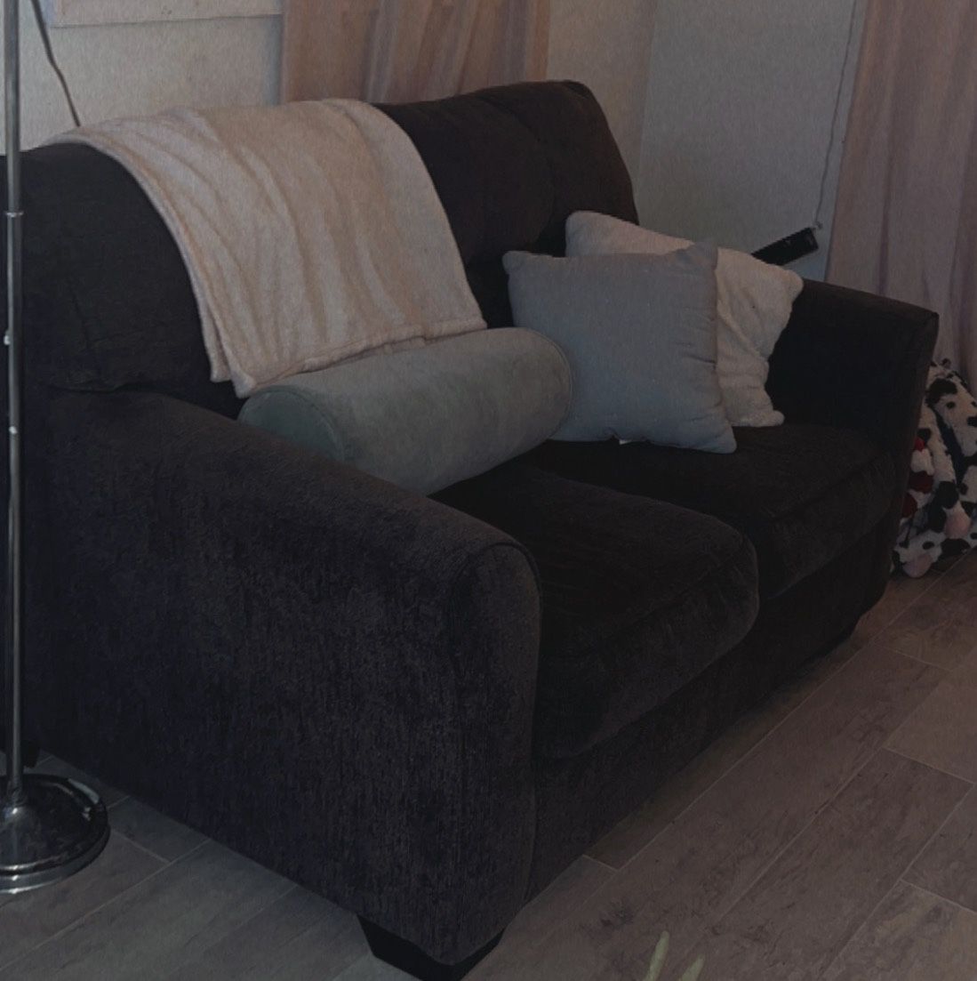 Gray Two Seater Loveseat 