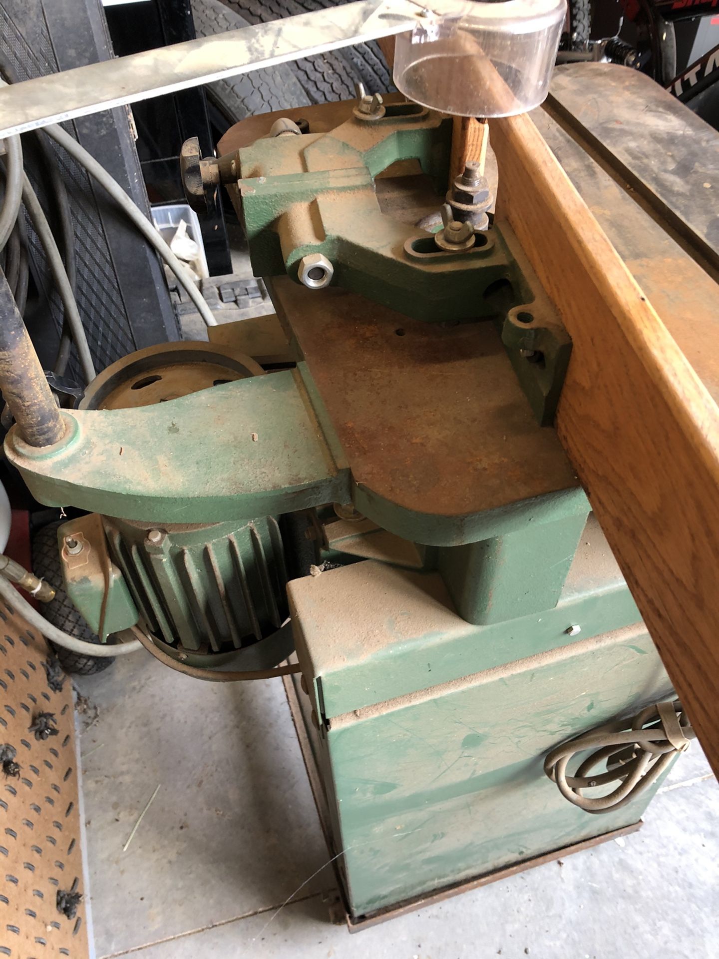 Central machinery wood shaper. 120 volt 18” table top. for Sale in Murfreesboro, TN OfferUp