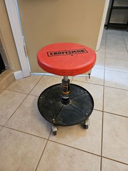 Craftsman rolling stool