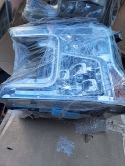 2018-2020 Ford F-150 halogen headlights