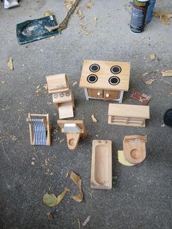 Wooden Dollhouse Furniture Set
