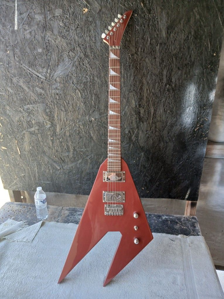 Electric Guitar For Sale $300 FIRM