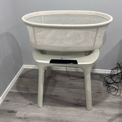 For U Moms Bassinet